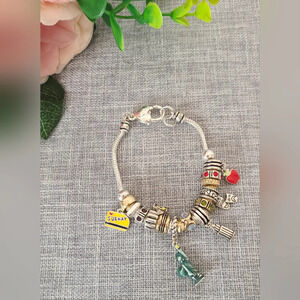 "I Love New York" Charms‎ Bracelet, Silver Tone